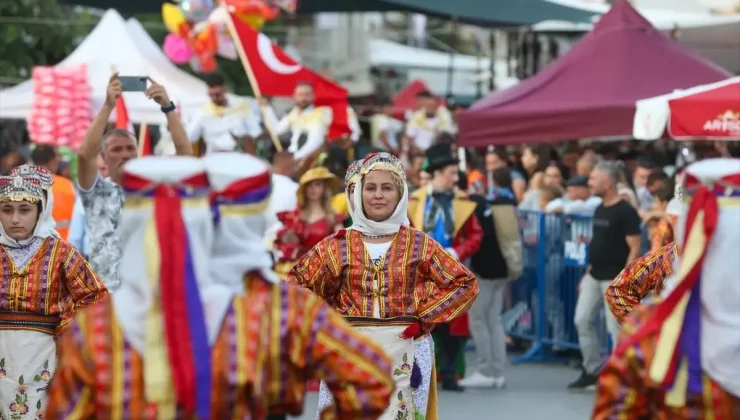 Uşak’ta 26. Uluslararası Turistik Kilim, Kültür ve Sanat Festivali Başladı